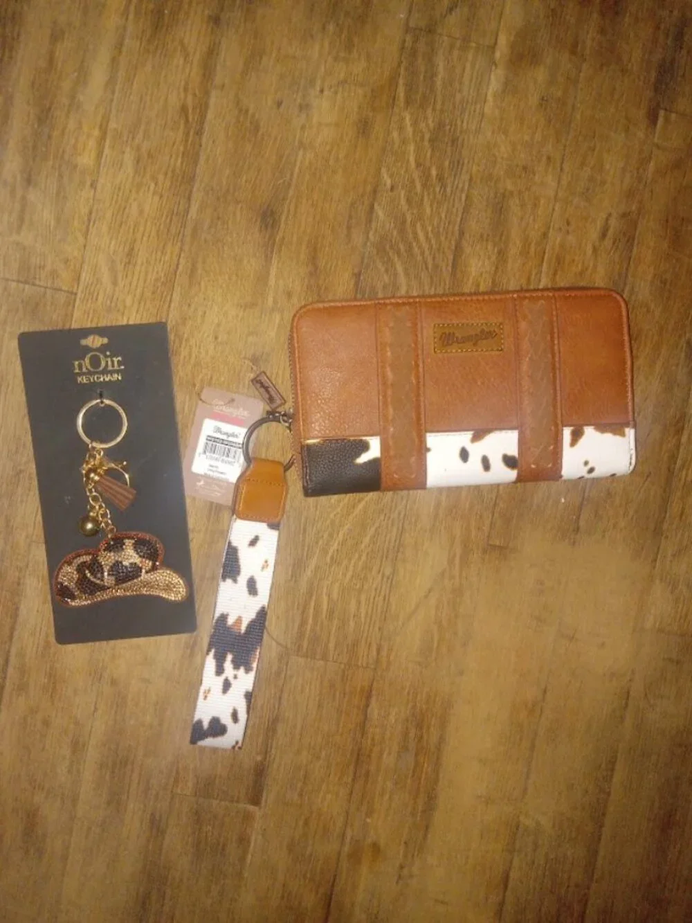 Montana West Wrangler wristlet western cow print wallet with keychain